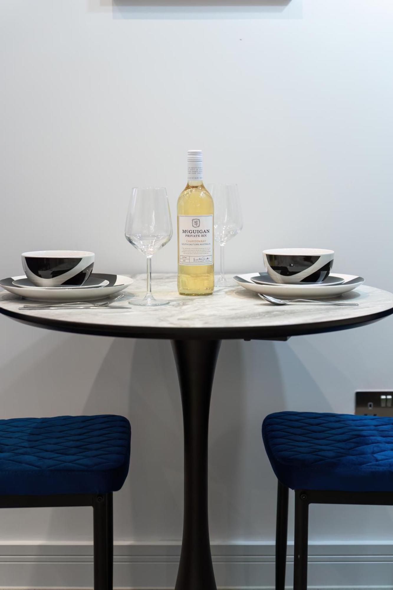 Modern & Stylish Apartments Didcot With Free Wifi エクステリア 写真