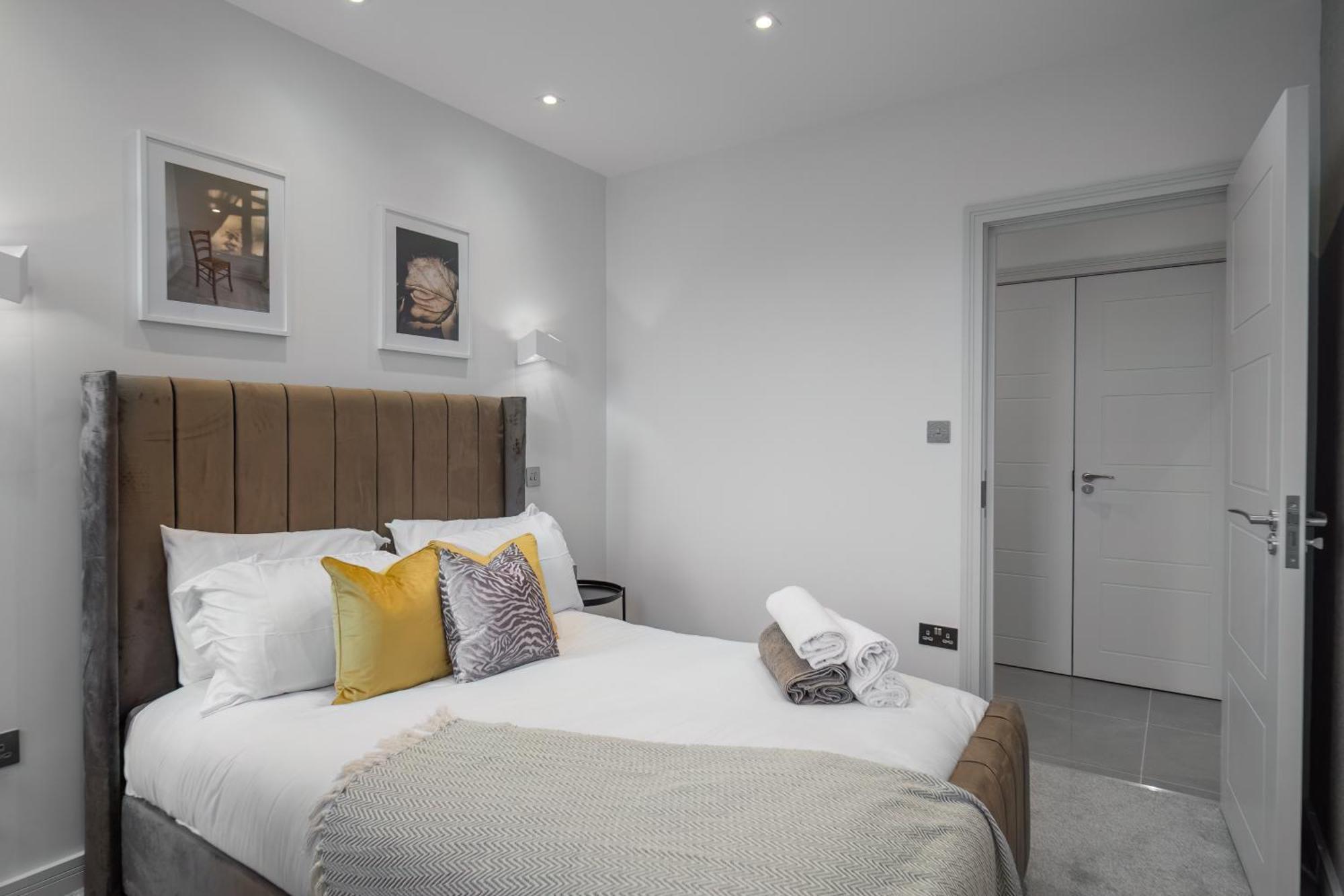 Modern & Stylish Apartments Didcot With Free Wifi エクステリア 写真
